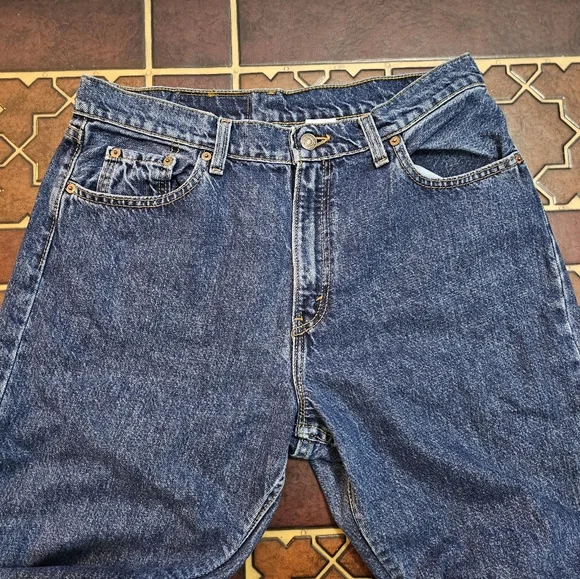 Levi's Vintage High-Rise Jeans Made in USA - Picture 4 of 9